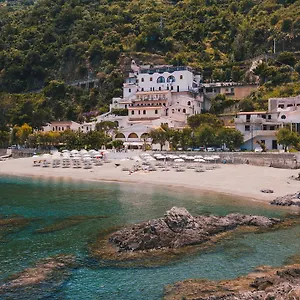 *** Hotel Capo Baia Italia